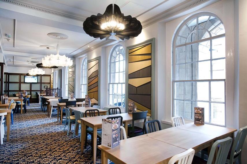 The Guildhall And Linen Exchange Wetherspoon Dunfermline Exterior foto